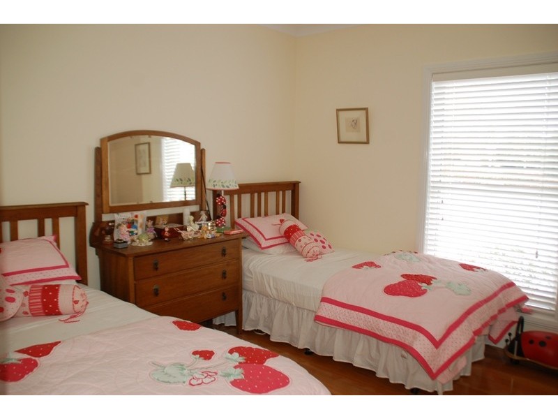 87 Blue Ridge Drive, Bathurst NSW 2795