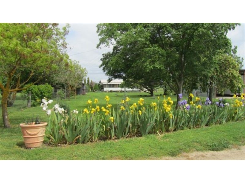 384 Eleven Mile Drive, Bathurst NSW 2795