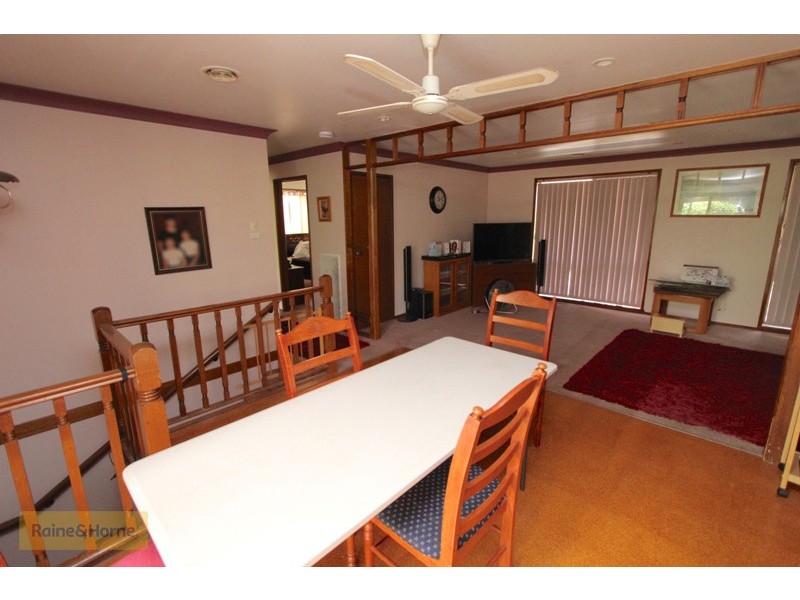 17 Napier Street, Windradyne NSW 2795