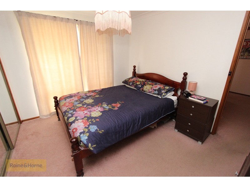 17 Napier Street, Windradyne NSW 2795