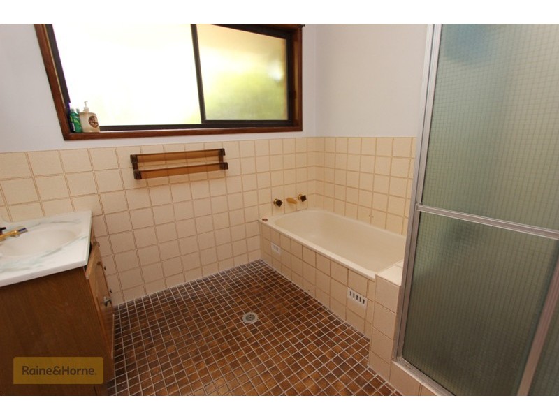 17 Napier Street, Windradyne NSW 2795