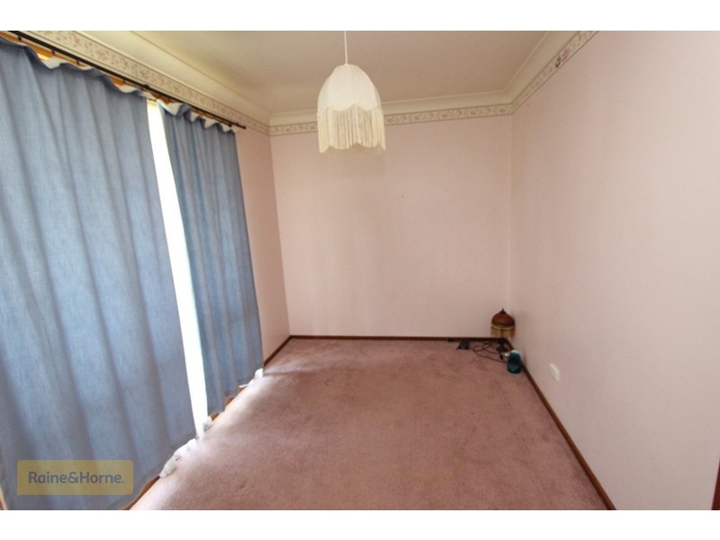 17 Napier Street, Windradyne NSW 2795