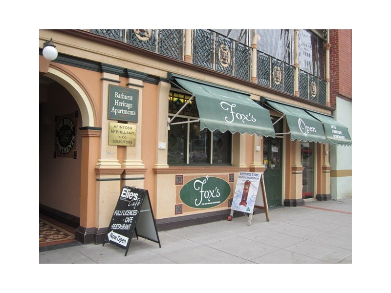 2/108 William, Bathurst NSW 2795