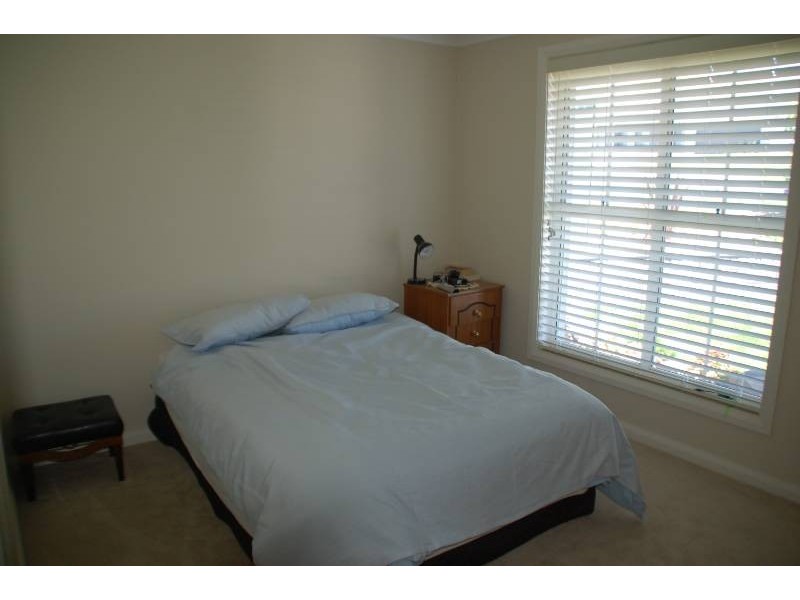 75 Freeman Circuit, Bathurst NSW 2795