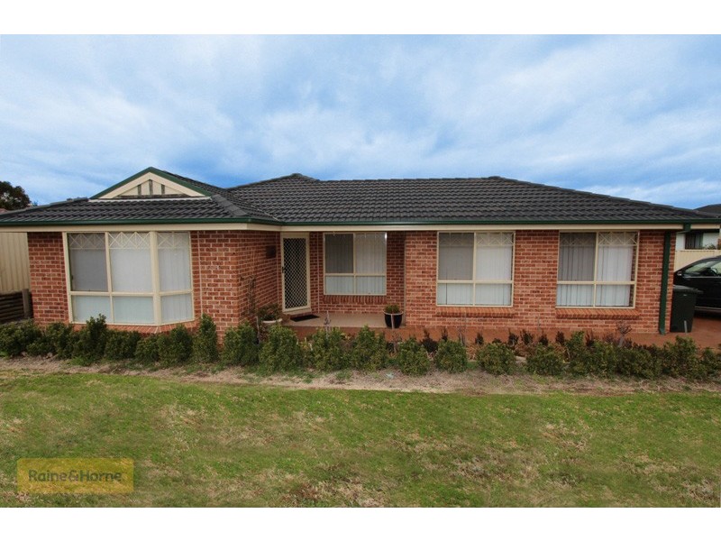 16 Jarrah Court, Kelso NSW 2795