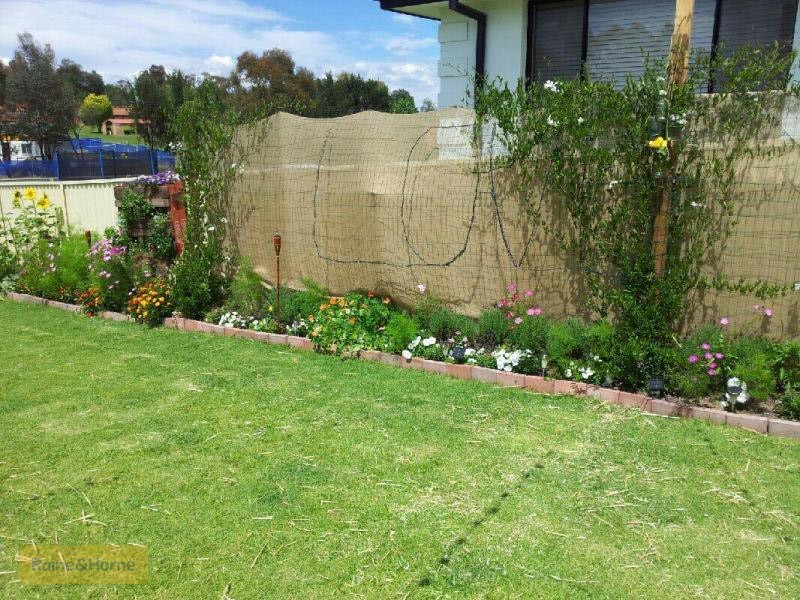 16 Jarrah Court, Kelso NSW 2795