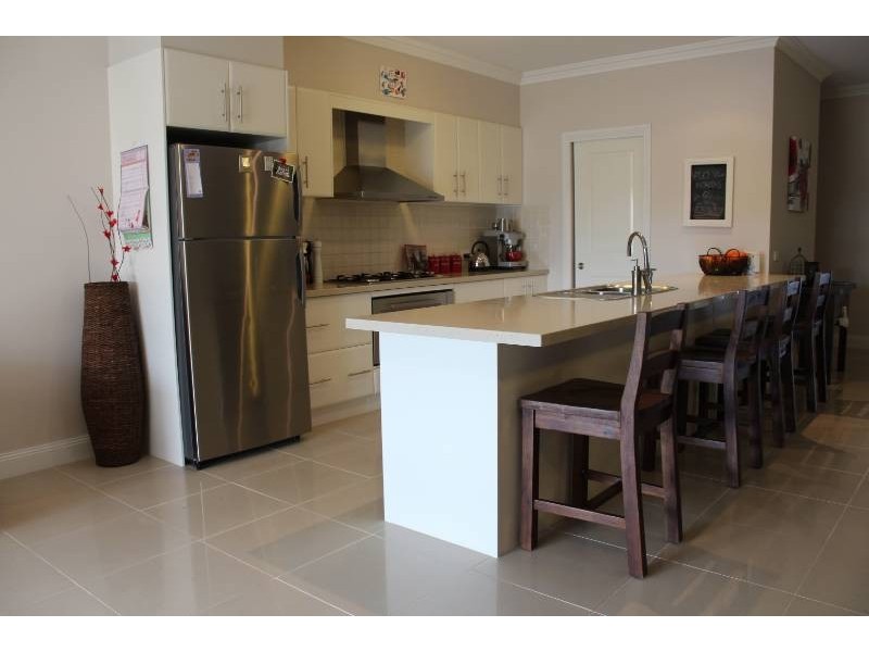 22 Carlyle Avenue, Bathurst NSW 2795