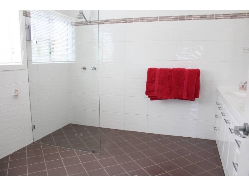 22 Carlyle Avenue, Bathurst NSW 2795