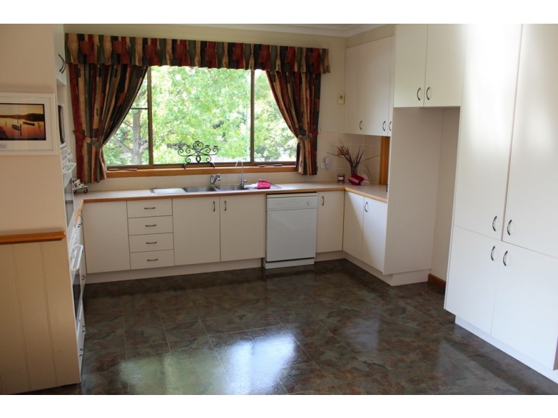 349 Durham Street, Bathurst NSW 2795