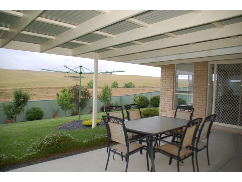 46 Emerald Drive, Bathurst NSW 2795
