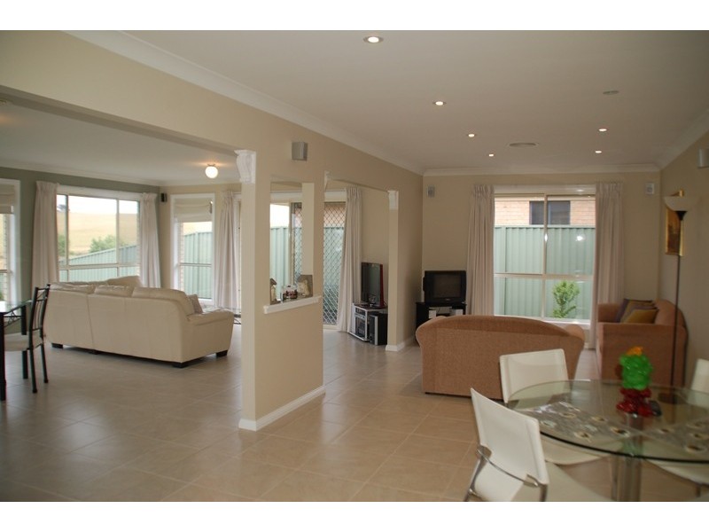 46 Emerald Drive, Bathurst NSW 2795