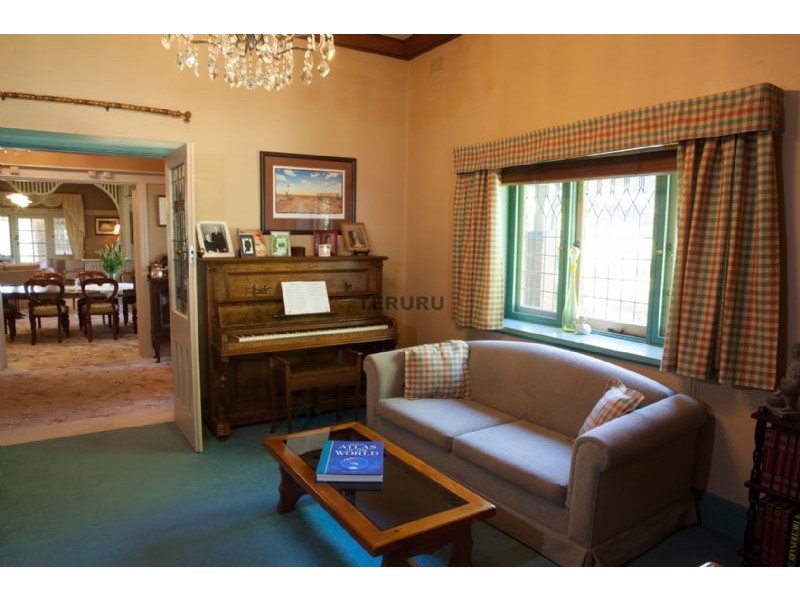 383 Russell Street, Bathurst NSW 2795