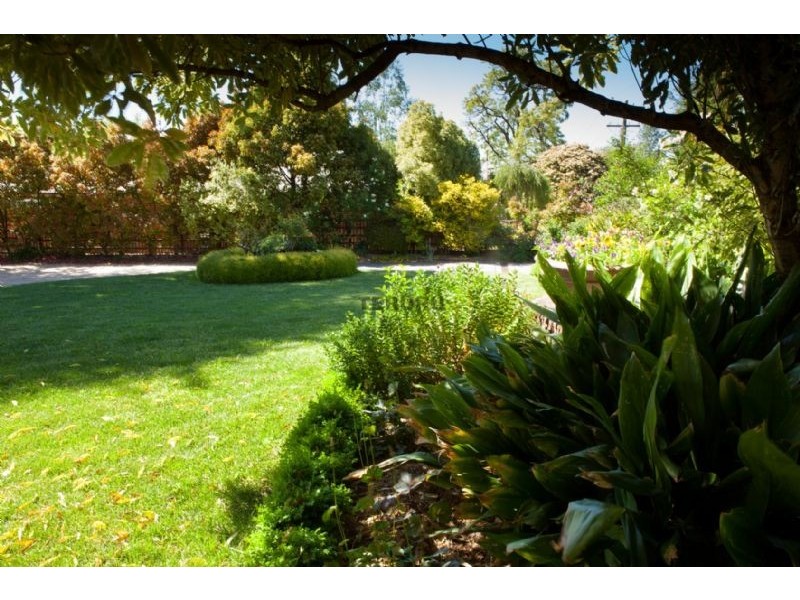 383 Russell Street, Bathurst NSW 2795