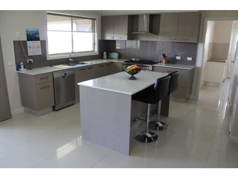 65 Darwin Drive, Bathurst NSW 2795