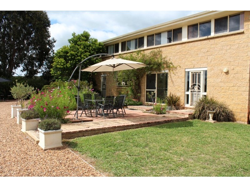 19 Lagoon Street, Perthville NSW 2795