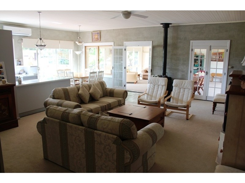 19 Lagoon Street, Perthville NSW 2795