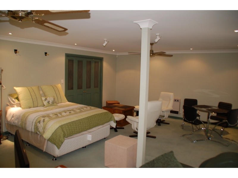 91 Lorimer Street, Bathurst NSW 2795