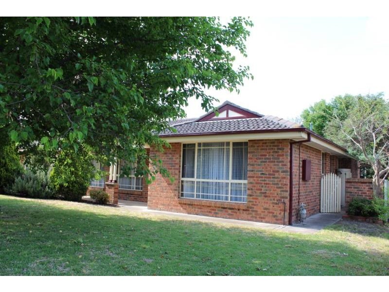 49 Abercrombie Drive, Bathurst NSW 2795