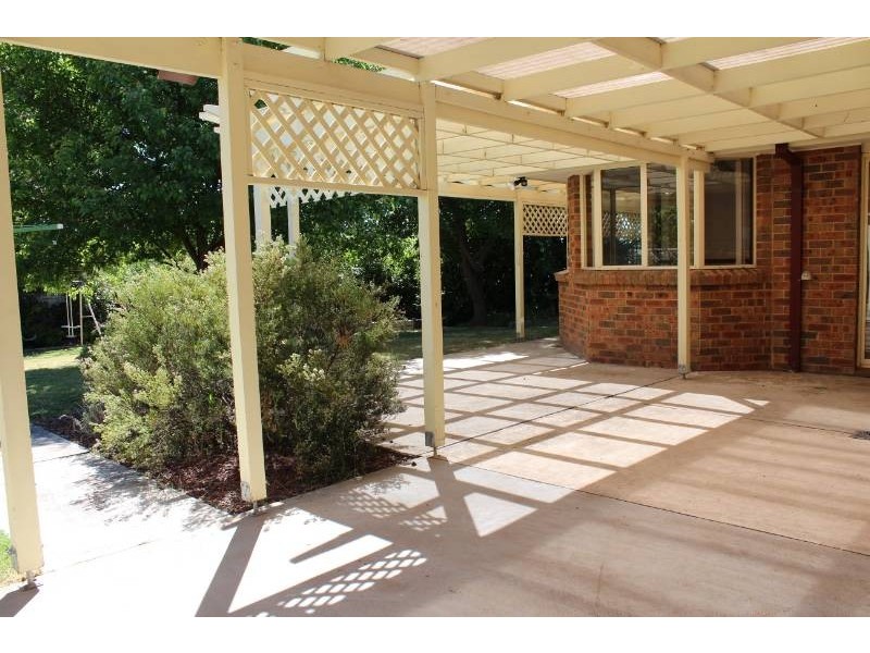 49 Abercrombie Drive, Bathurst NSW 2795
