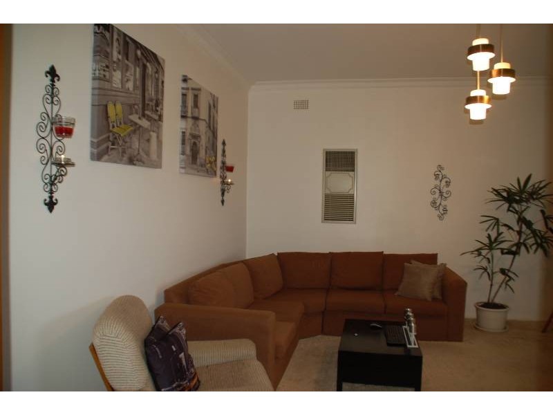 27 White Street, Bathurst NSW 2795