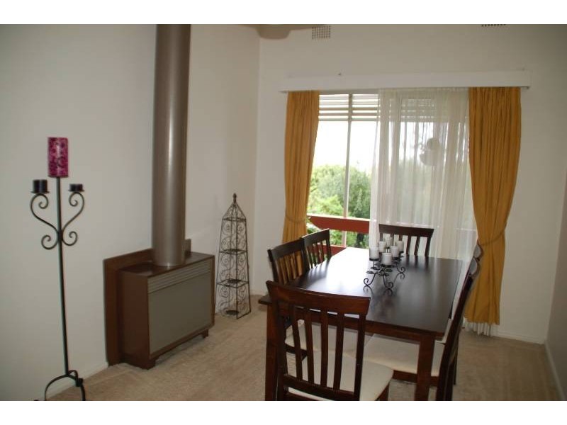 27 White Street, Bathurst NSW 2795