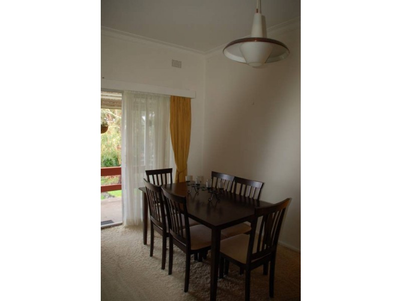 27 White Street, Bathurst NSW 2795