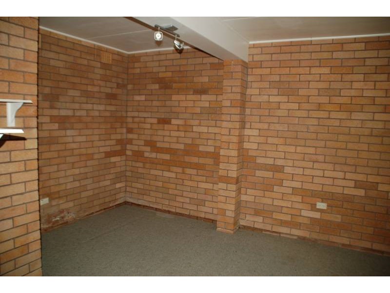 27 White Street, Bathurst NSW 2795