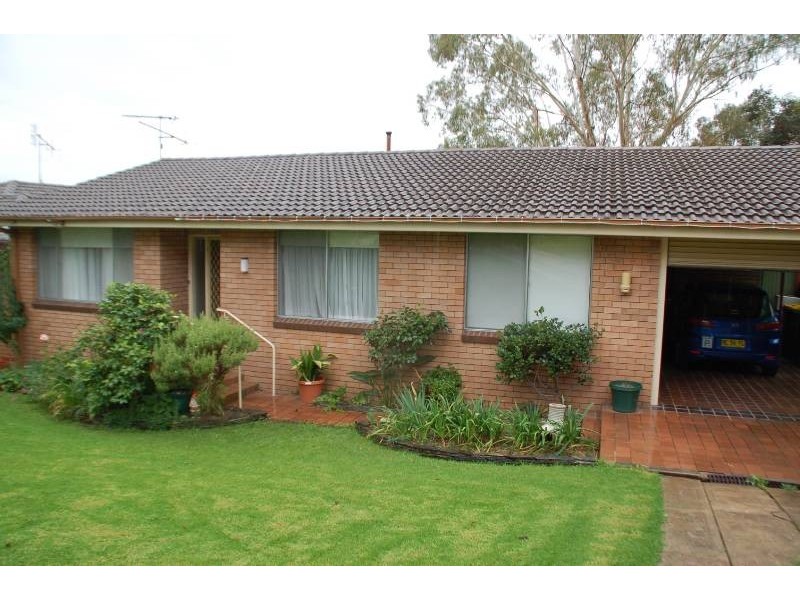 27 White Street, Bathurst NSW 2795