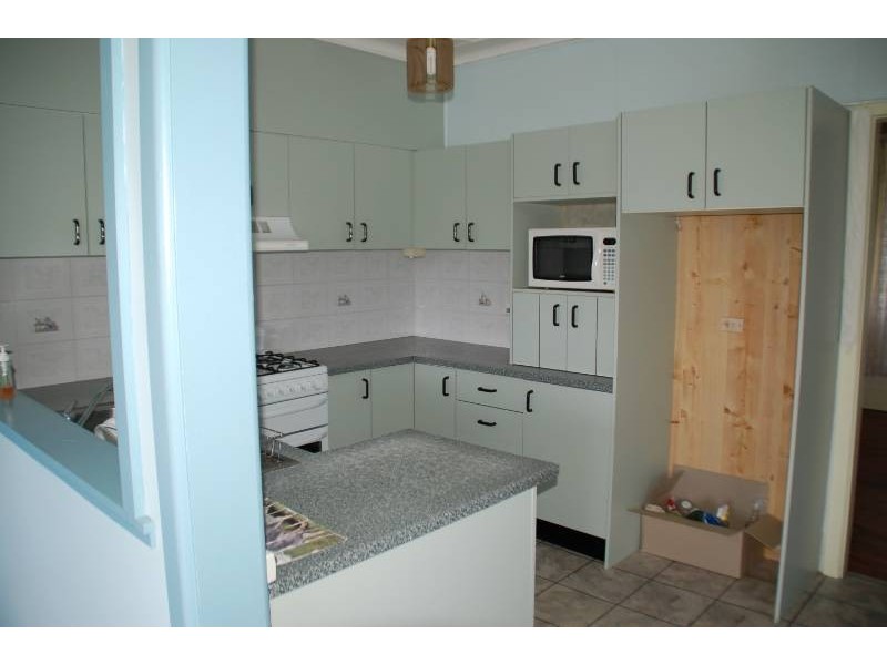 20 Vine Street, Bathurst NSW 2795