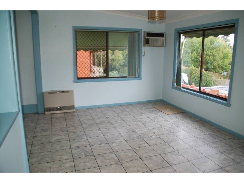 20 Vine Street, Bathurst NSW 2795