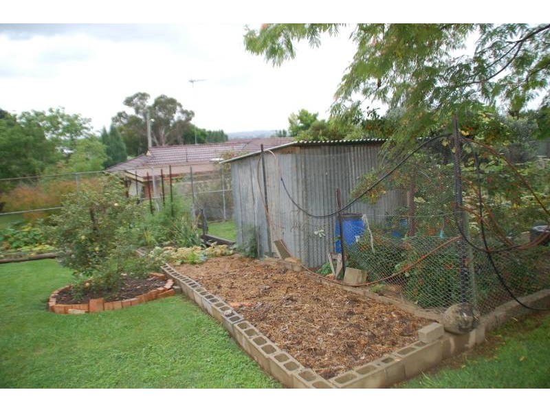 20 Vine Street, Bathurst NSW 2795