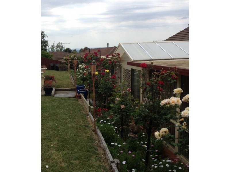 7 Cousins Place, Bathurst NSW 2795