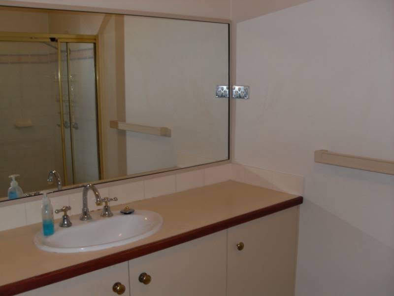 7 Cousins Place, Bathurst NSW 2795