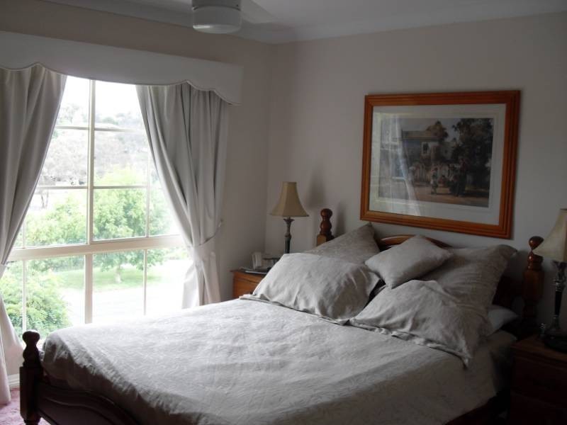 7 Cousins Place, Bathurst NSW 2795