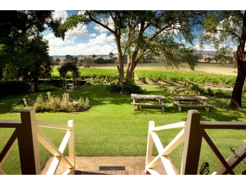 101 Burkes Lane, Bathurst NSW 2795