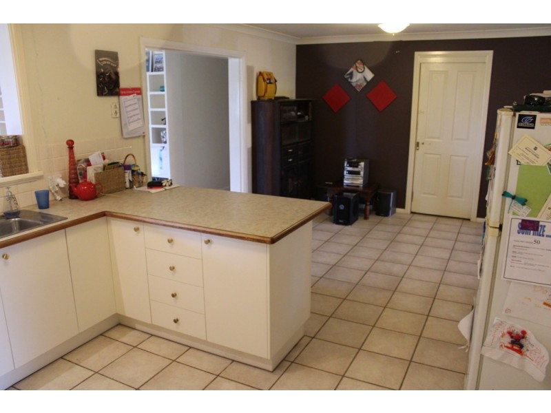 10 Hamilton Street, Bathurst NSW 2795