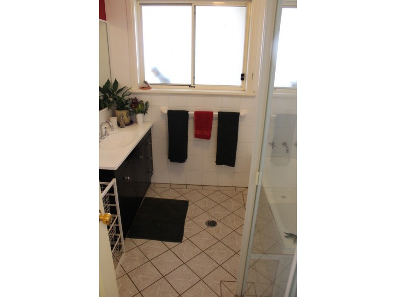 10 Hamilton Street, Bathurst NSW 2795