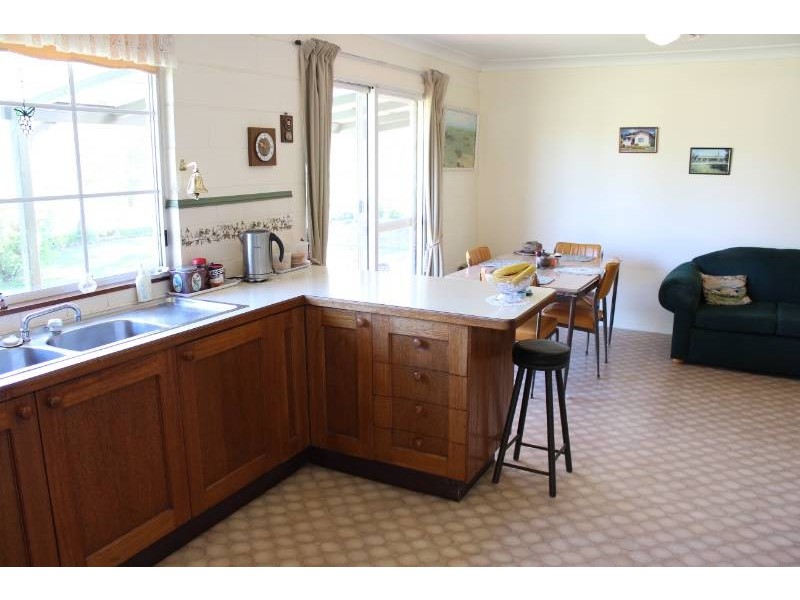 94 Stewart Street, Bathurst NSW 2795