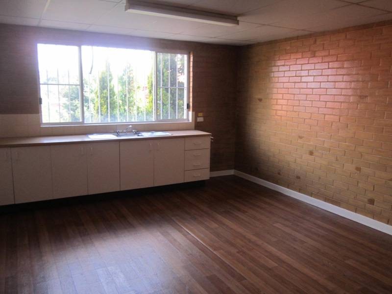 241 George St, Bathurst NSW 2795