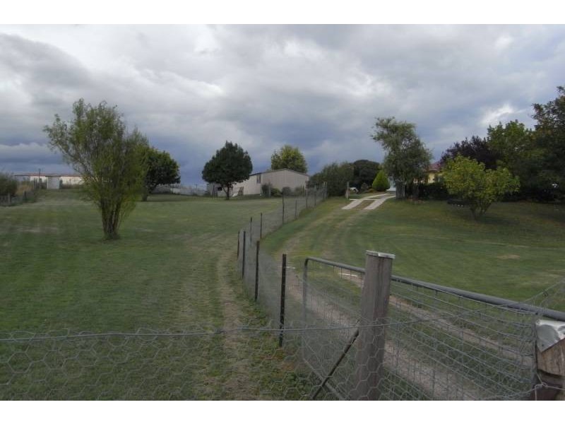 58 Lee Street, Bathurst NSW 2795