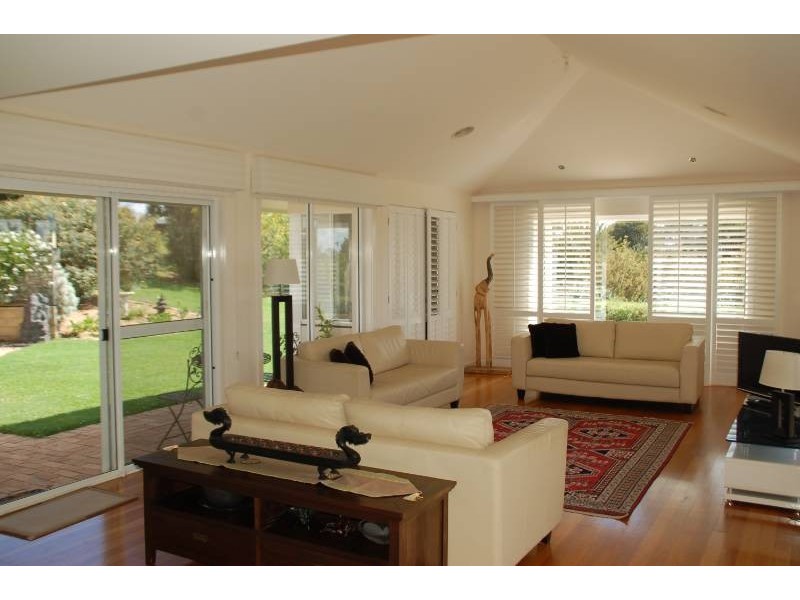 76 Windemere Road, Bathurst NSW 2795