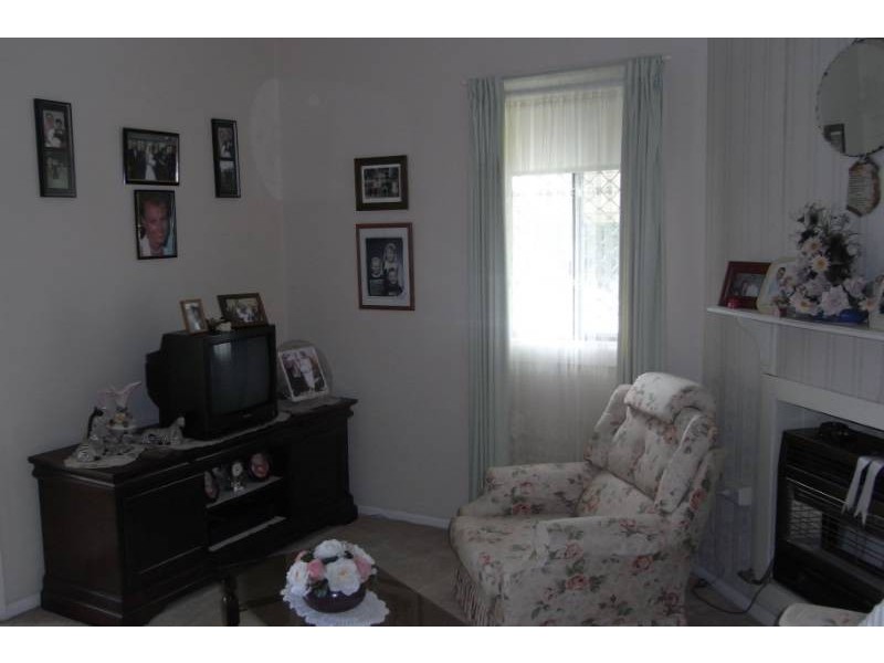 58 Lee Street, Bathurst NSW 2795