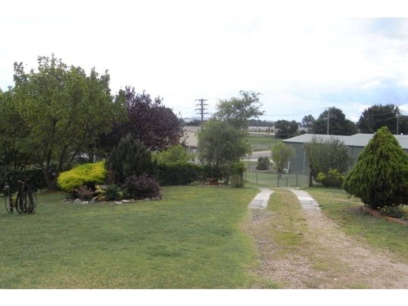 58 Lee Street, Bathurst NSW 2795