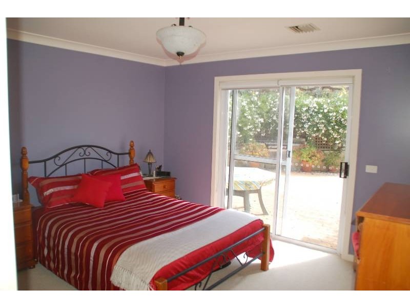 76 Windemere Road, Bathurst NSW 2795