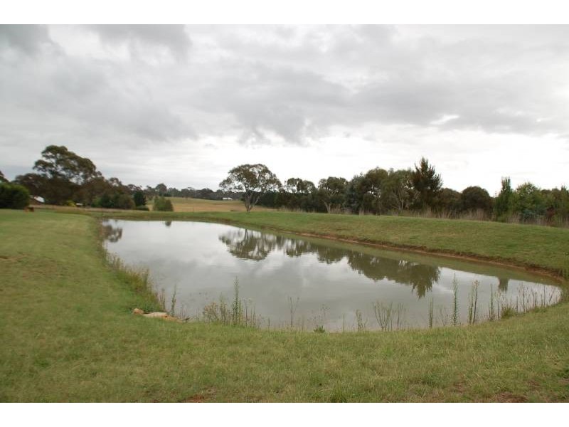 390 Laffing Waters Lane, Bathurst NSW 2795