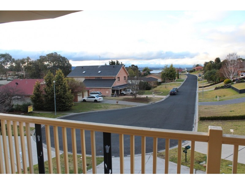 44A Kurumben Place, Bathurst NSW 2795