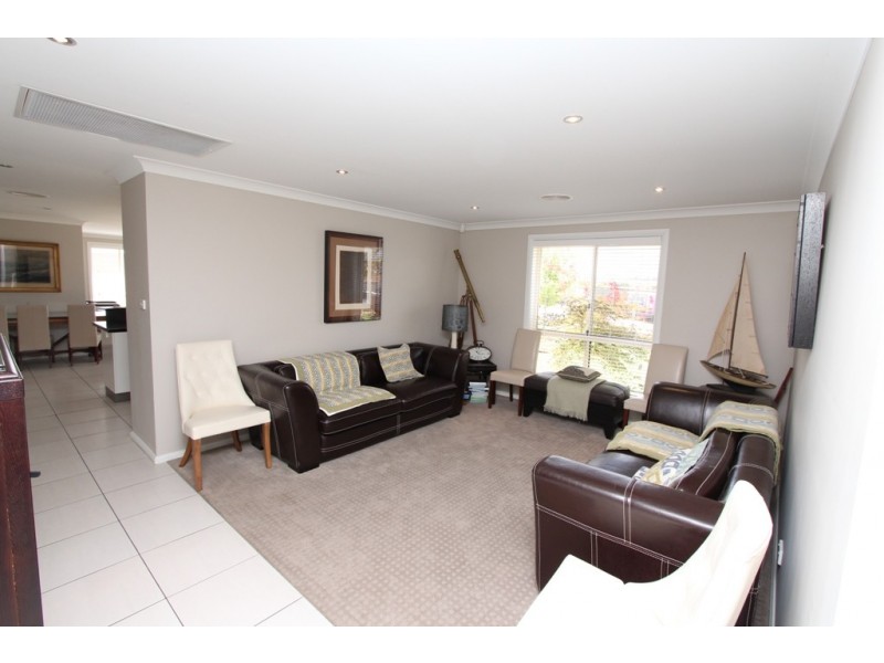 28 Marriott Avenue, Kelso NSW 2795