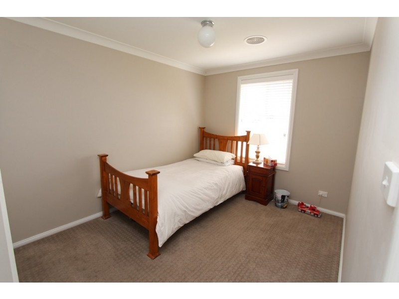 28 Marriott Avenue, Kelso NSW 2795