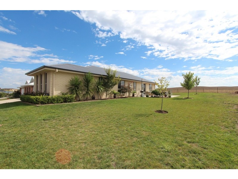 28 Marriott Avenue, Kelso NSW 2795