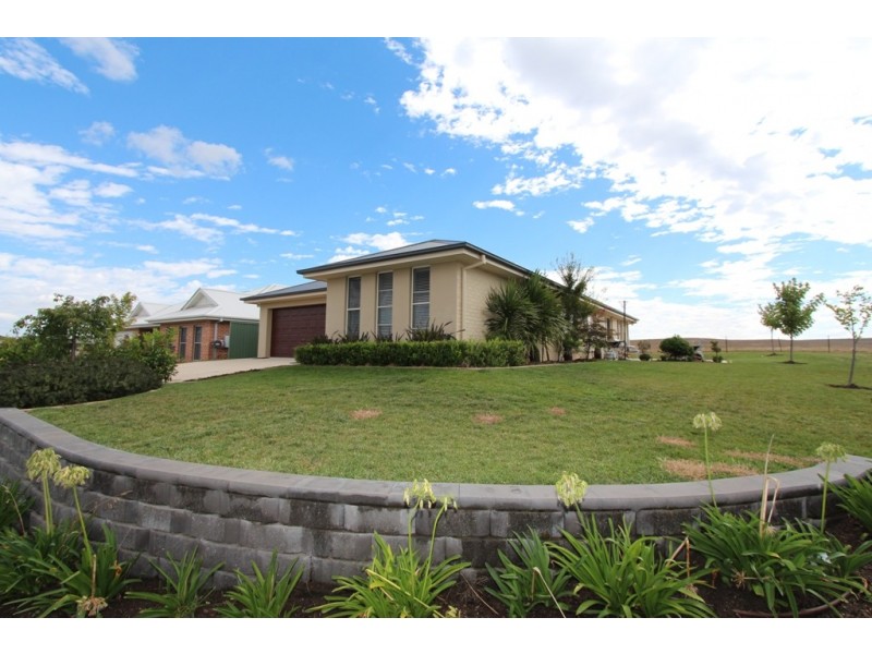 28 Marriott Avenue, Kelso NSW 2795
